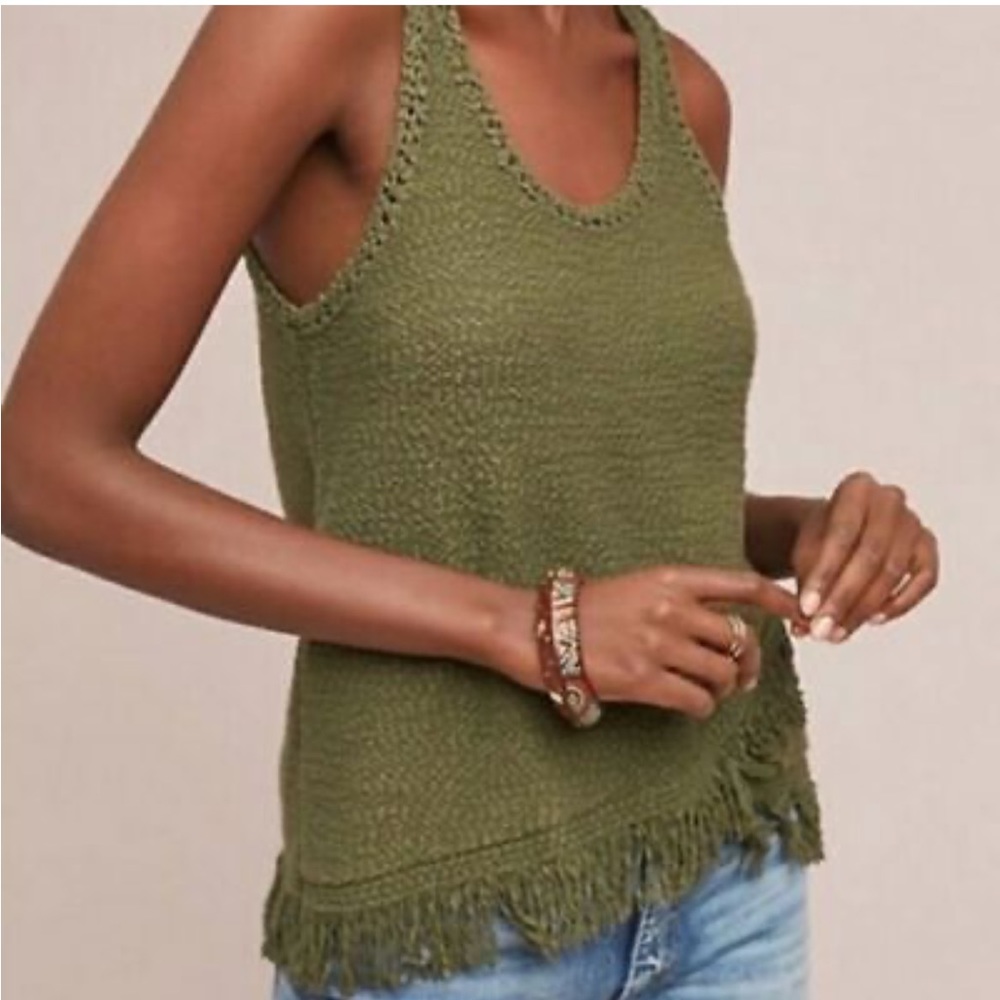 Anthropologie Akemi + Kin Asymmetric Green Fringed Sweater Tank Top Size Medium.